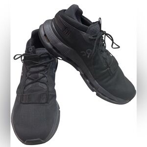 On Cloudnova 2 men's sneaker sz. 10.5